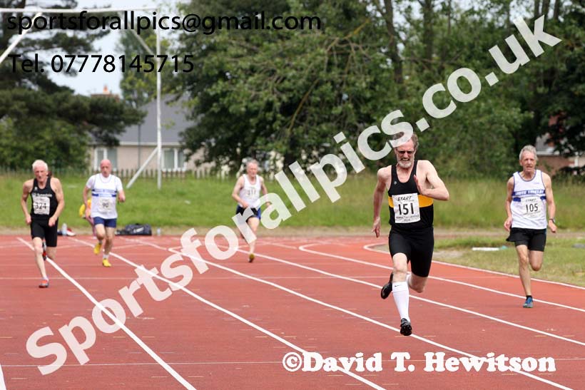 Mens 200 metres, 2019 NEMA Track and Field Champs, Monkton. Photo:  David T. Hewitson/Sports for All Pics